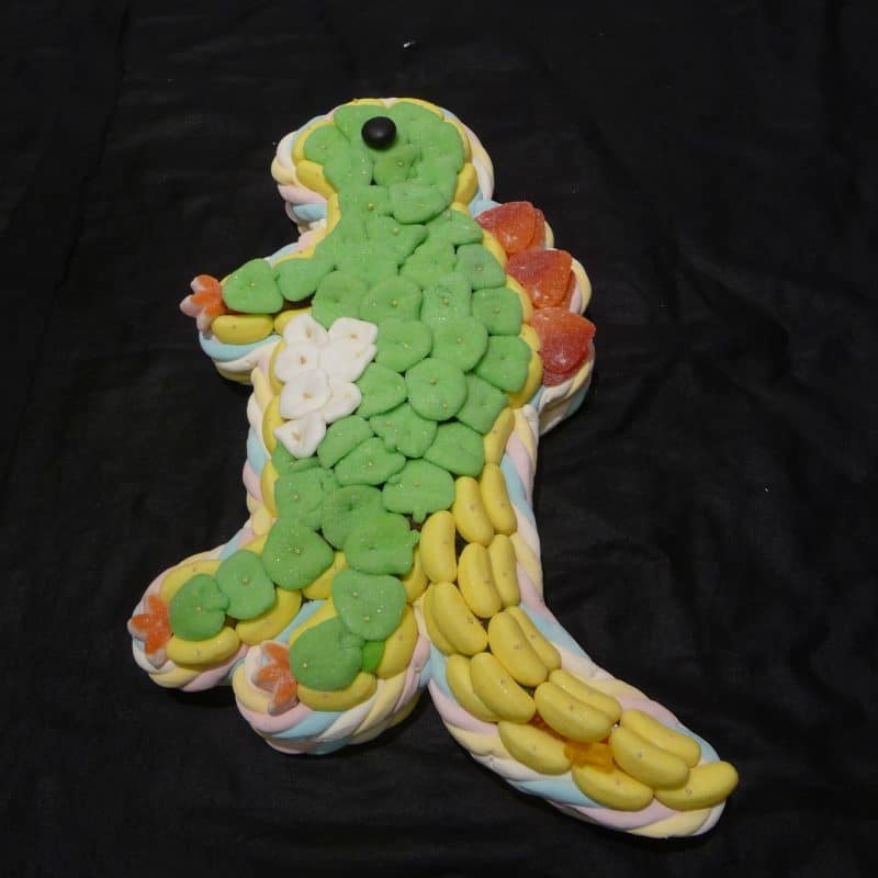 Gâteau de bonbons en forme de Tyranosaures