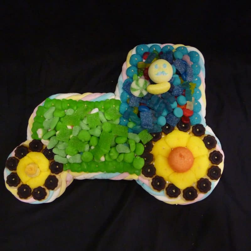 Gâteau de bonbons tracteur