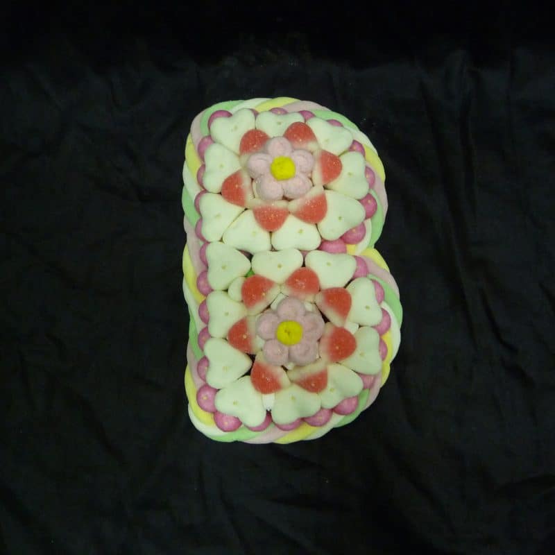 Gâteau de bonbons lettre B