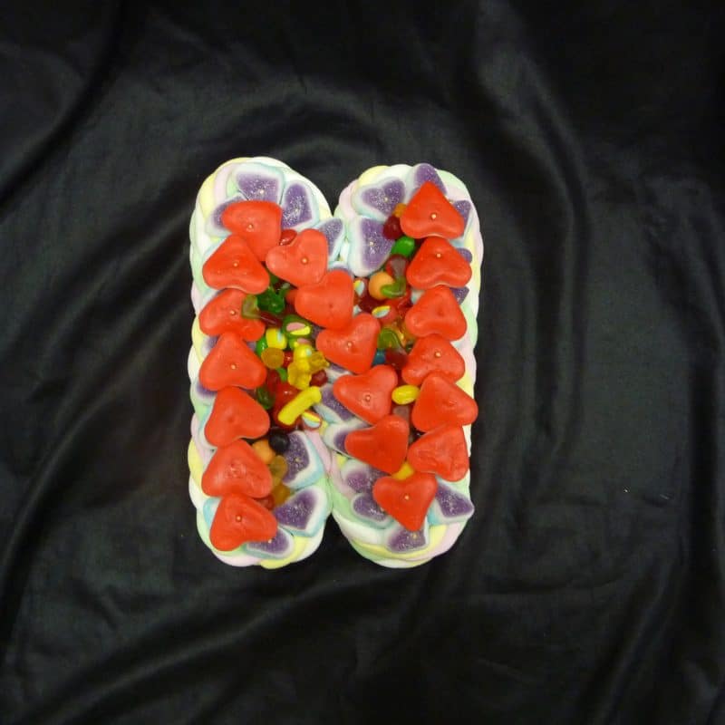 Gâteau de bonbons lettre " N "
