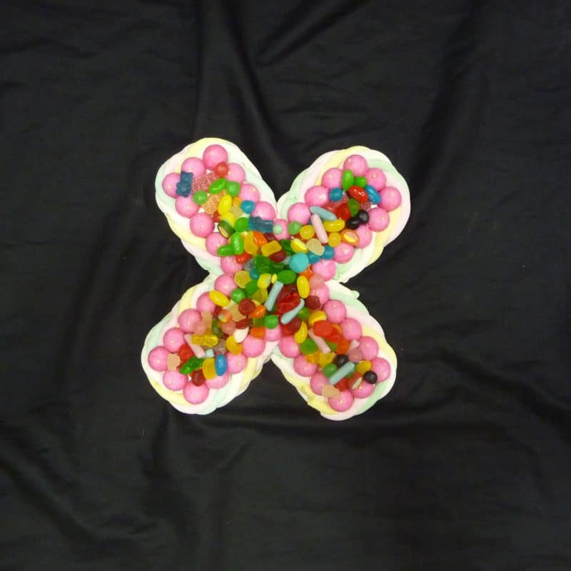 Gâteau de bonbons lettre " X "