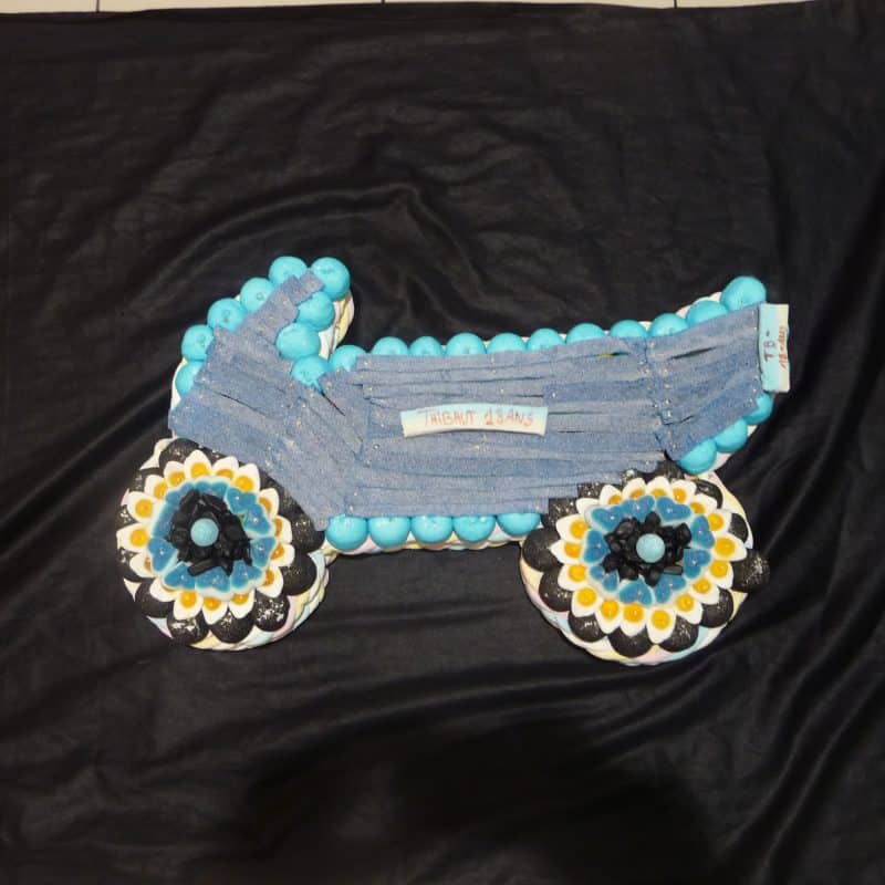 Gâteau de bonbons moto