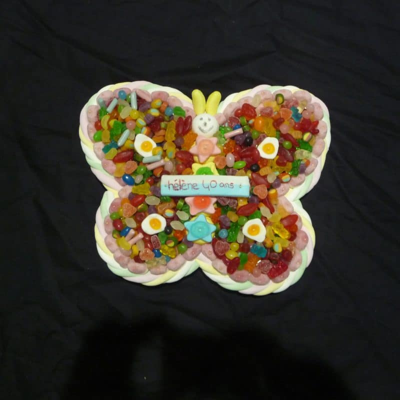 Gâteau de bonbons en forme de Papillon exotique
