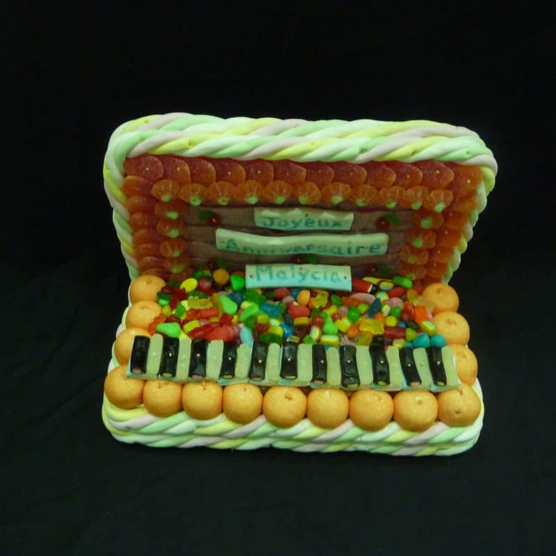 Gâteau de bonbons synthétiseur