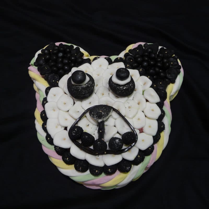 Gâteau de bonbons en forme de tête de panda